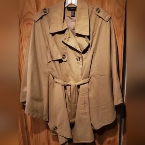 ✨️Trench Coat Short Style OS Khaki Tan ✨️
